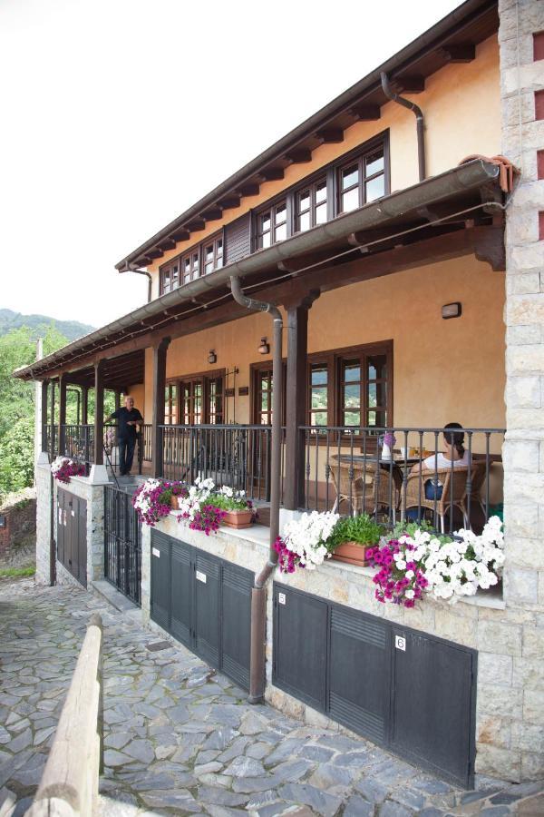 Apartamentos Rurales San Feliz Pola de Lena Exterior photo